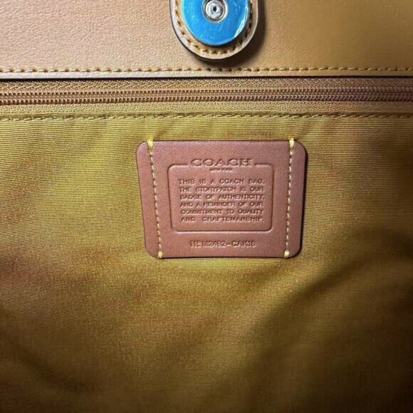 Coach City Tote Bag With Sketch Print Double Face Leather Chalk Multi - Picture 9 of 11